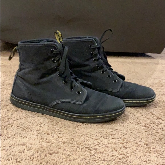 dr marten canvas boot